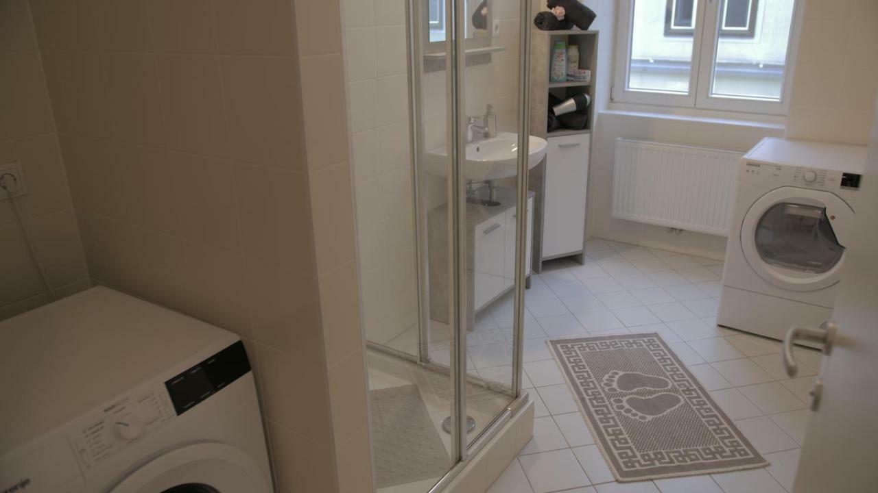 Niki Apartment Vienna Luaran gambar